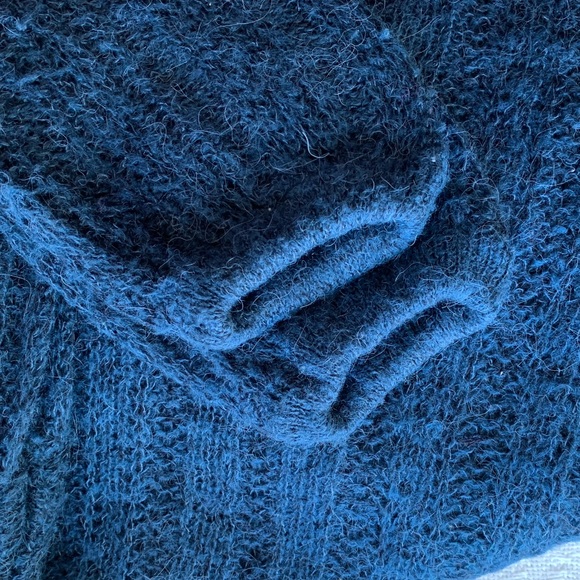 Free People blue sweater - Picture 8 of 9